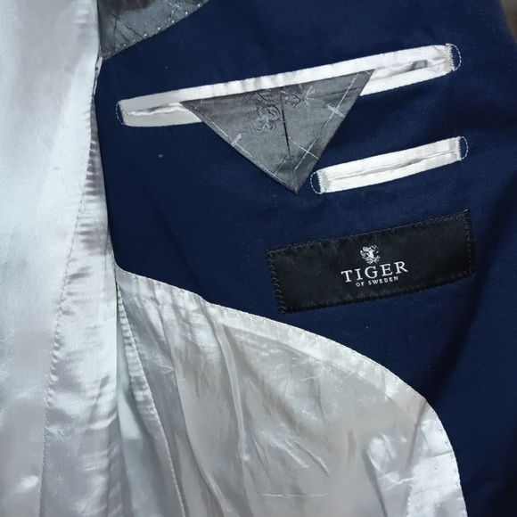 Tiger of Sweden Men's Nedvin Blazer Jacket - Picture 4 of 9
